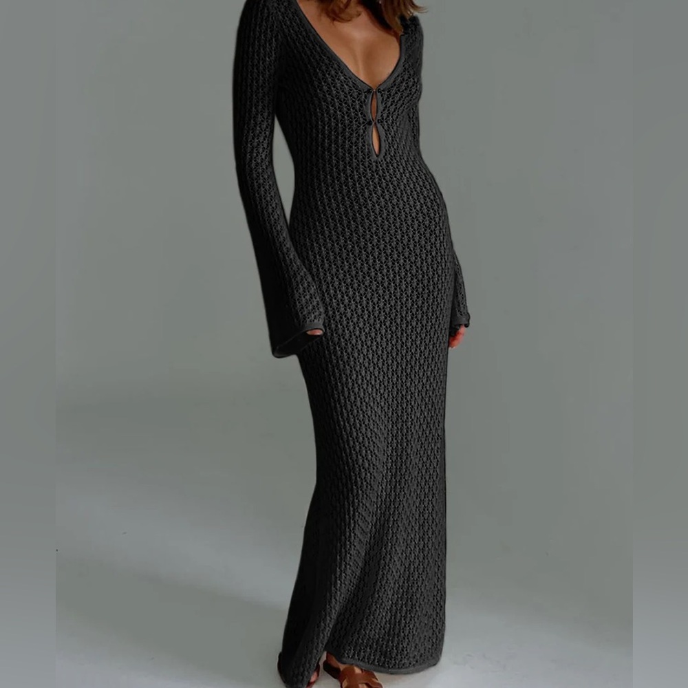Commense Cover Up Long Sleeve Open Back Long Dress (new with tag)